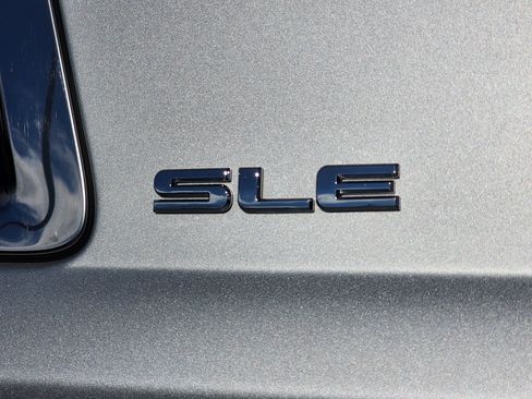 Used 2016 GMC Yukon SLE w/ Convenience Package image 11