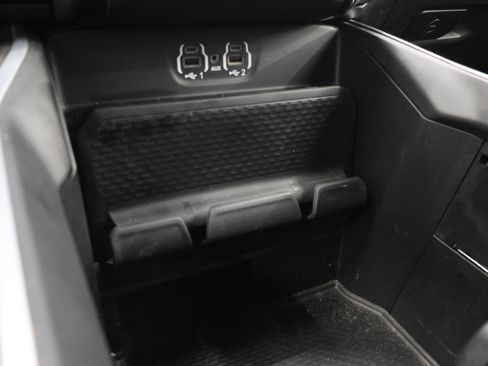 Used 2024 RAM 2500 Big Horn w/ Safety Group AWD/4WD image 45