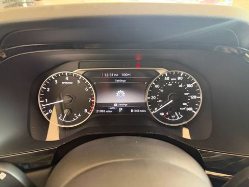 Used 2025 Nissan Pathfinder SV AWD/4WD image 37