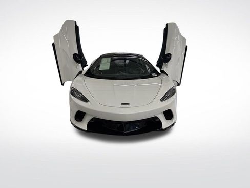 Used 2023 McLaren GT image 28