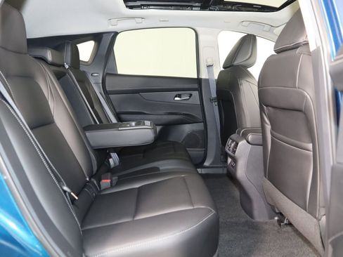 Used 2025 Nissan Murano SL AWD/4WD image 14