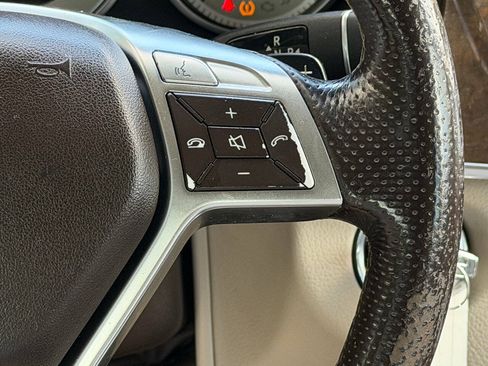 Used 2014 Mercedes-Benz E 350 4MATIC Sedan w/ Premium 1 Package image 39