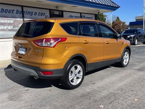 Used 2016 Ford Escape SE image 6