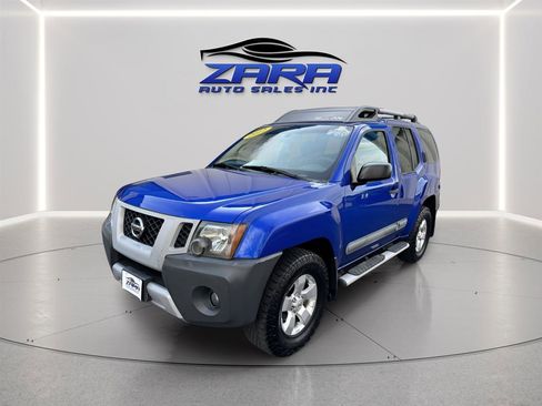 Used 2012 Nissan Xterra S w/ Value Package image 2