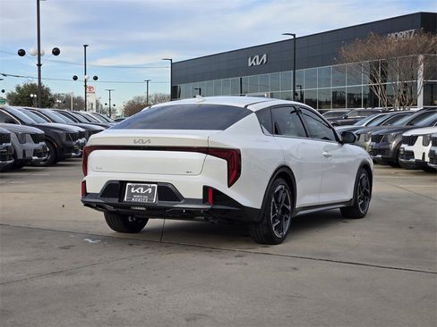 New 2025 Kia K4 GT-Line image 8