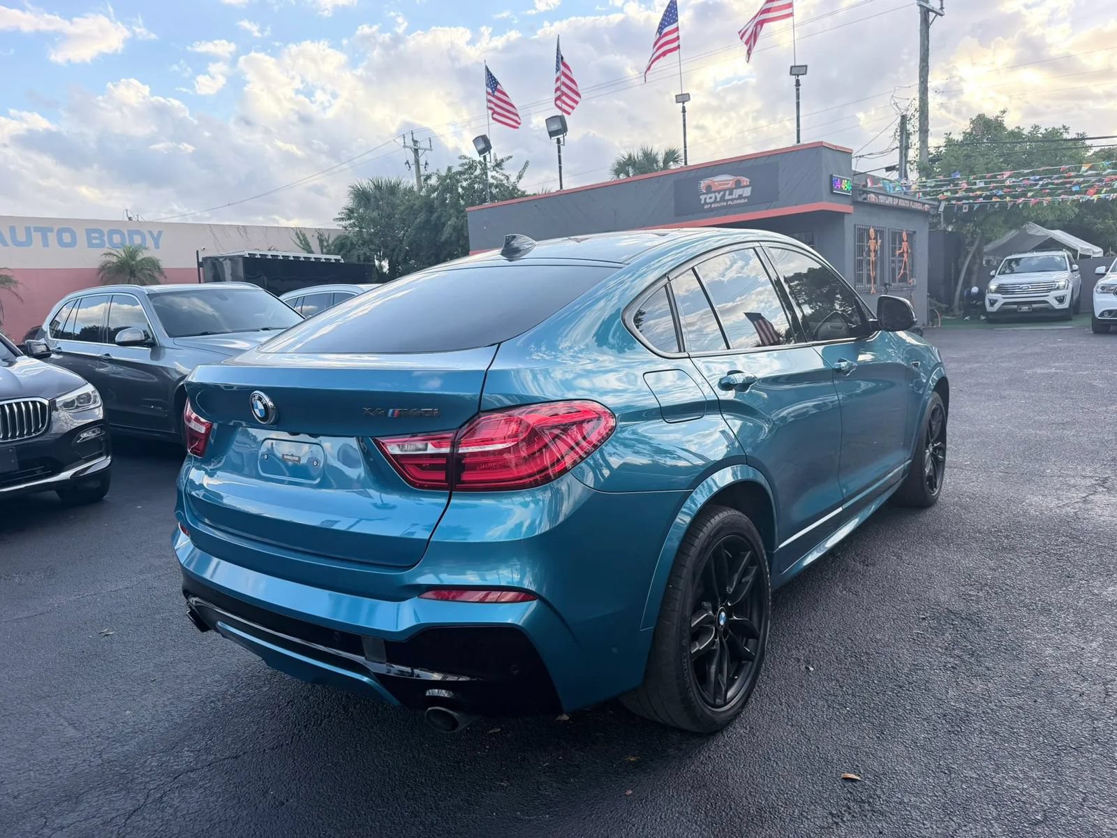 Used 2018 BMW X4 M40i AWD/4WD image 10