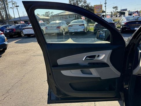 Used 2015 Chevrolet Equinox LS image 12