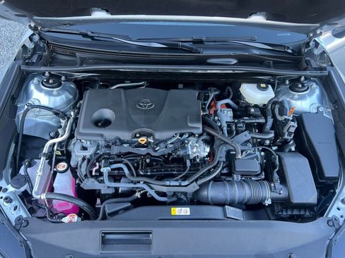 Used 2025 Toyota Camry LE image 31