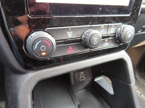 Used 2025 Ford Ranger XLT w/ Trailer Tow Package AWD/4WD image 25