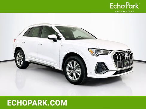 Used 2025 Audi Q3 2.0T Premium image 1