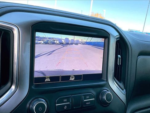 Used 2021 Chevrolet Silverado 1500 LT Trail Boss w/ Convenience Package II image 26