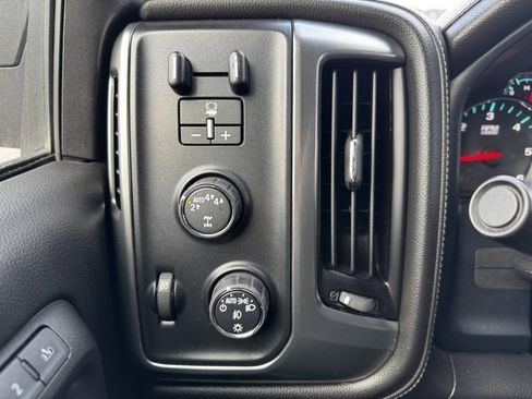 Used 2018 Chevrolet Silverado 1500 LTZ w/ Sport Package image 27