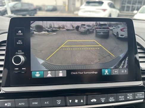 Used 2025 Honda Odyssey Elite image 12