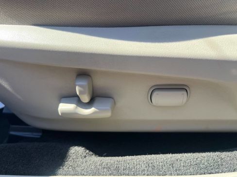 Used 2013 Subaru Outback 2.5i Premium image 18