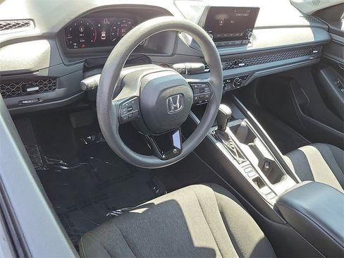 Used 2023 Honda Accord EX image 2