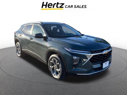 Used 2025 Chevrolet Trax LT