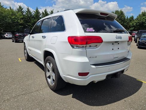 Used 2016 Jeep Grand Cherokee Overland AWD/4WD image 5