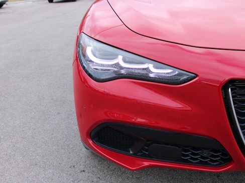 Used 2024 Alfa Romeo Stelvio Ti image 42