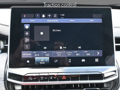 Used 2024 Jeep Compass Latitude image 13