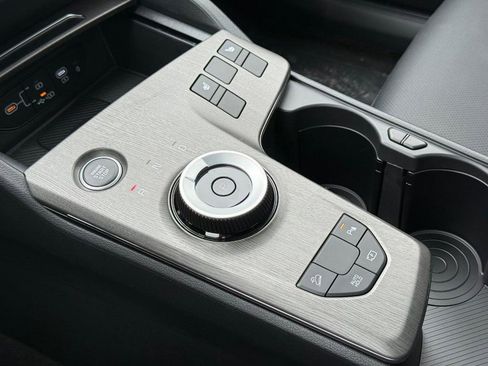 New 2026 Kia Sportage X-Line AWD/4WD image 16