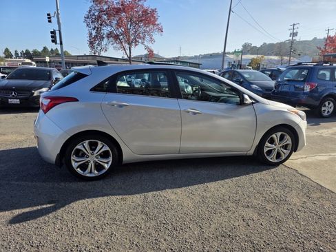 Used 2013 Hyundai Elantra GT w/ Style Pkg image 5
