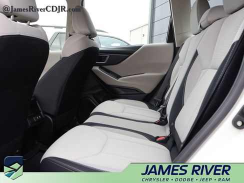 Used 2024 Subaru Forester image 17