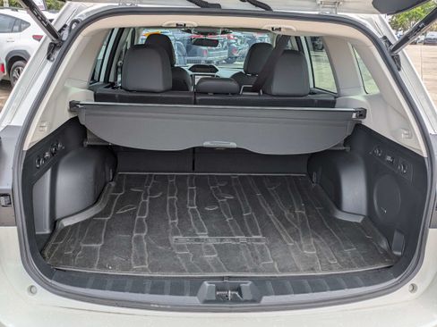 Certified 2023 Subaru Forester Touring AWD/4WD image 13