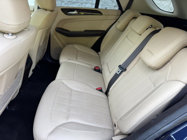 Used 2019 Mercedes-Benz GLE 400 4MATIC image 8