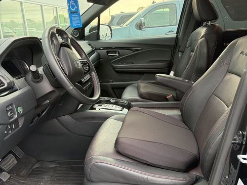 Used 2022 Honda Pilot Black Edition image 41