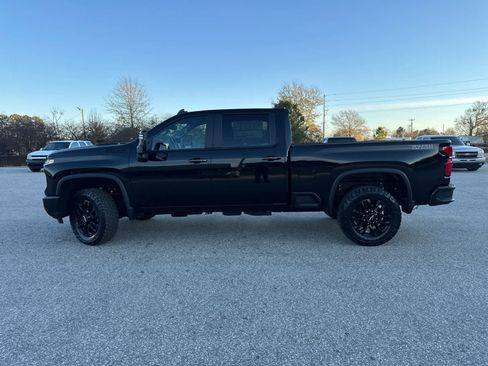 New 2026 Chevrolet Silverado 3500 LT w/ Trail Boss Package image 4