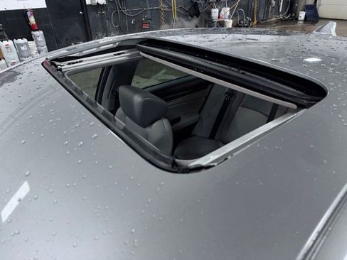 Used 2019 Honda Accord EX image 10
