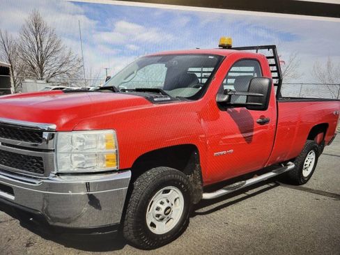 Used 2011 Chevrolet Silverado 2500 W/T image 3
