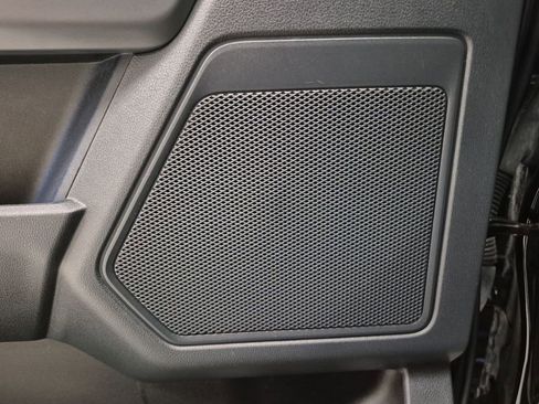 Used 2022 Ford F150 Lariat w/ Trailer Tow Package image 25