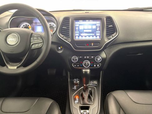 Used 2022 Jeep Cherokee Trailhawk w/ Premium Leather Package image 19