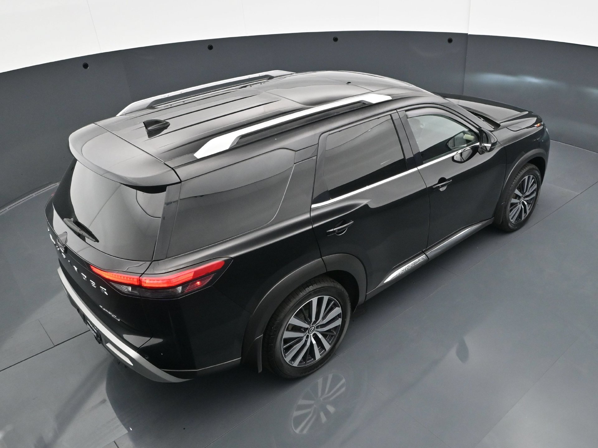 Used 2022 Nissan Pathfinder Platinum AWD/4WD image 45