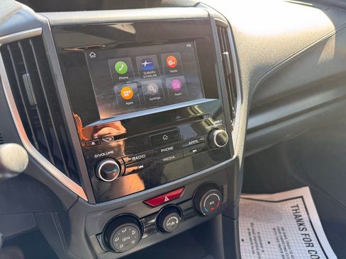 Used 2019 Subaru Crosstrek 2.0i Premium image 12