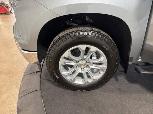 New 2026 Chevrolet Silverado 1500 LTZ w/ LTZ Premium Package AWD/4WD image 39