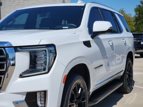 Used 2022 GMC Yukon SLT w/ SLT Premium Package RWD image 15
