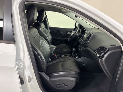 Used 2023 Jeep Cherokee Altitude Lux image 11