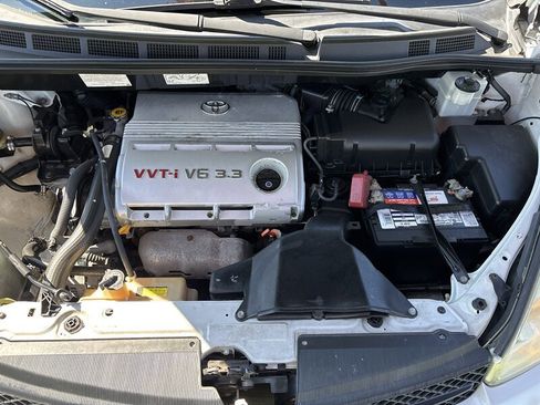Used 2004 Toyota Sienna XLE image 44