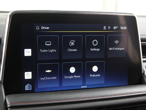 Used 2022 Chevrolet Suburban RST w/ Luxury Package image 12