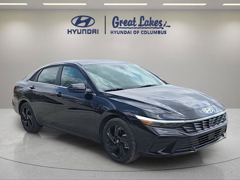 New 2026 Hyundai Elantra SEL Sport Premium FWD image 8