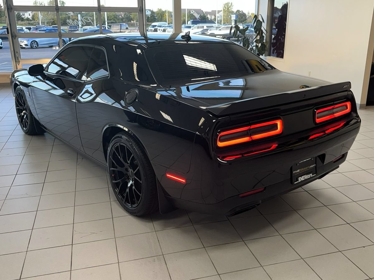 Used 2016 Dodge Challenger R/T Scat Pack RWD image 49