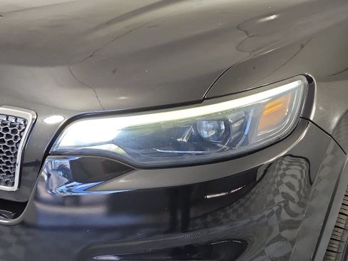 Used 2020 Jeep Cherokee Limited FWD image 28