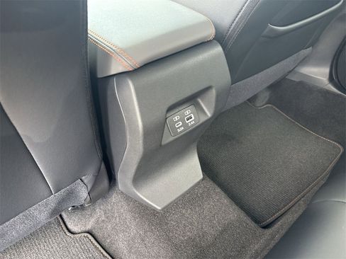 New 2025 Subaru Crosstrek 2.5i Limited w/ Crosstrek Mirror Package image 29