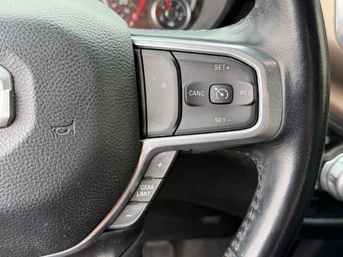 Used 2022 RAM 1500 Laramie AWD/4WD image 15