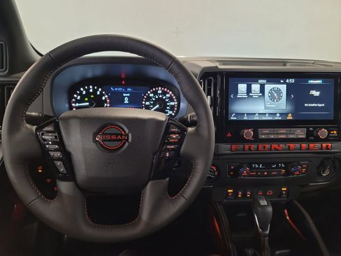 New 2026 Nissan Frontier PRO-4X w/ Pro-4x Convenience Package image 12