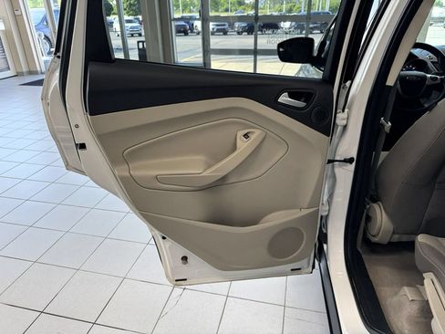 Used 2013 Ford Escape SE AWD/4WD image 33