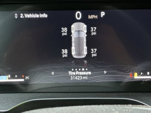 Used 2023 Jeep Grand Cherokee Altitude AWD/4WD image 33