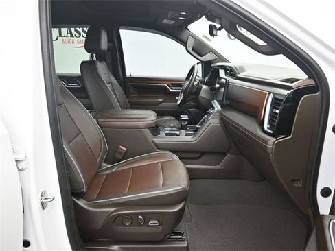 Used 2023 GMC Sierra 1500 Denali w/ Denali Reserve Package image 10